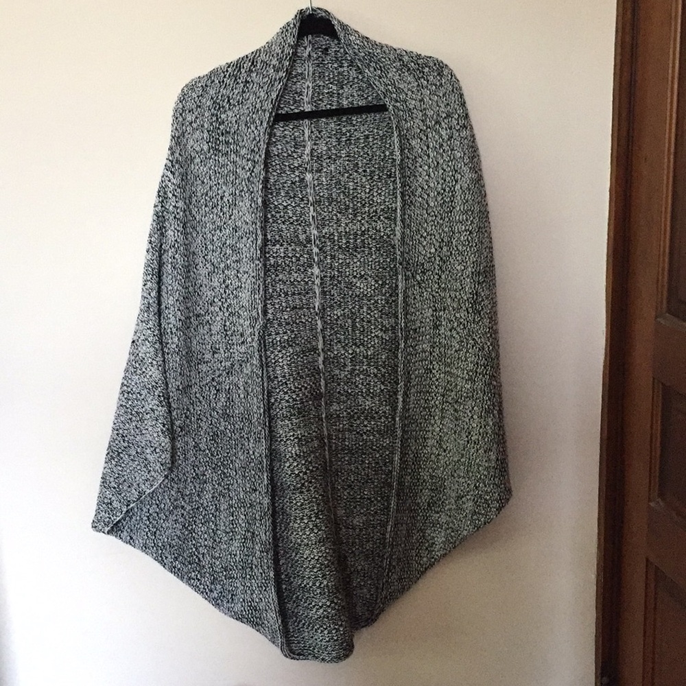 Oversized cardigan